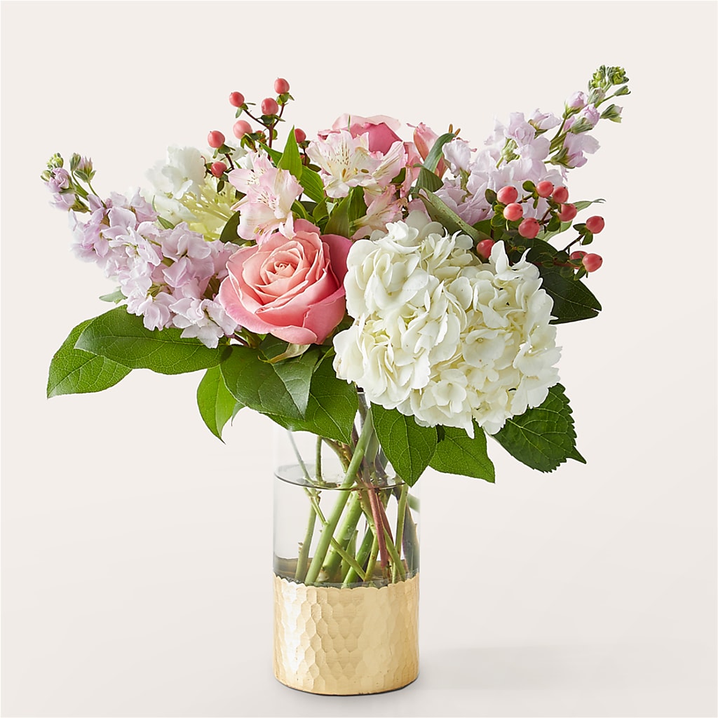 Little Luxuries Bouquet – Fleuriste Boutique Du Moulin, L'ile-perrot PQ