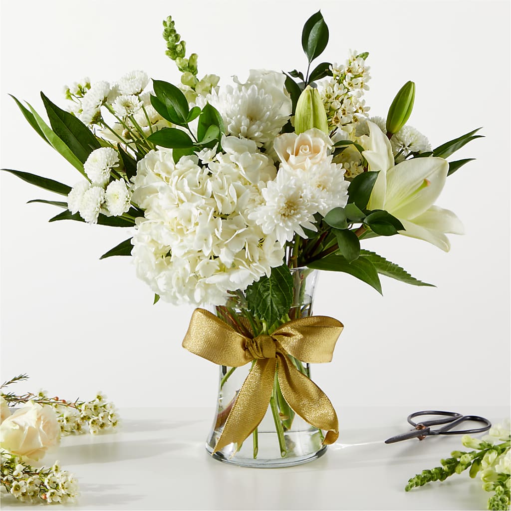 New Beginnings – A Florist Original – Fleuriste Boutique Du Moulin, L'ile-perrot PQ