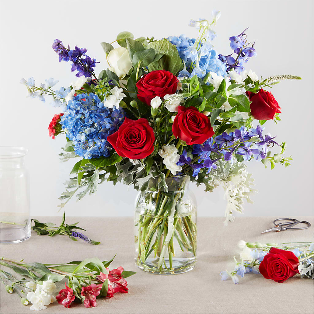 Star Spangled - A Florist Original – Fleuriste Boutique Du Moulin, L'ile-perrot PQ