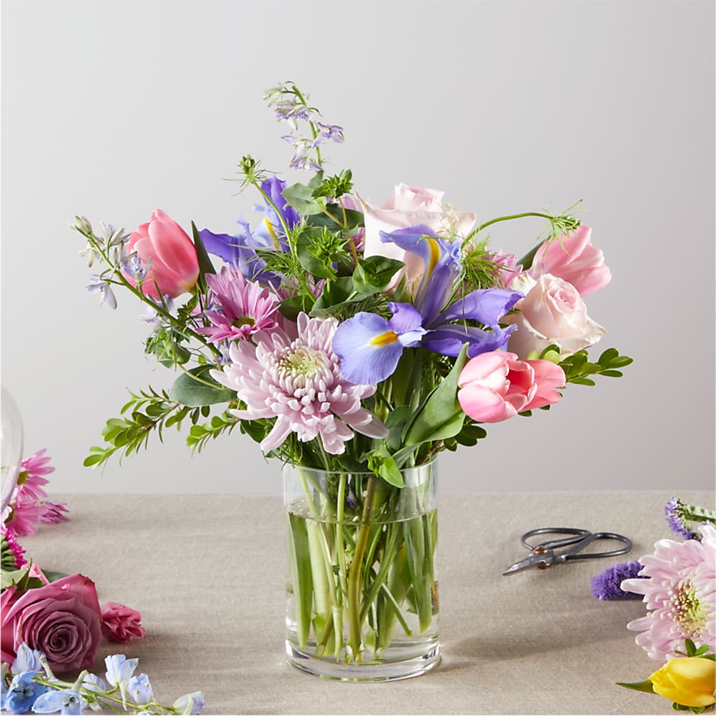 Pastel Tradition - A Florist Original – Fleuriste Boutique Du Moulin, L'ile-perrot PQ