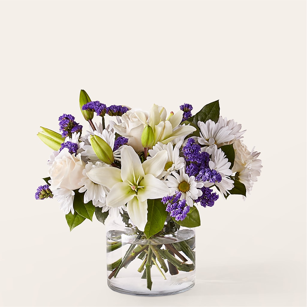 Beyond Blue Bouquet – Fleuriste Boutique Du Moulin, L'ile-perrot PQ