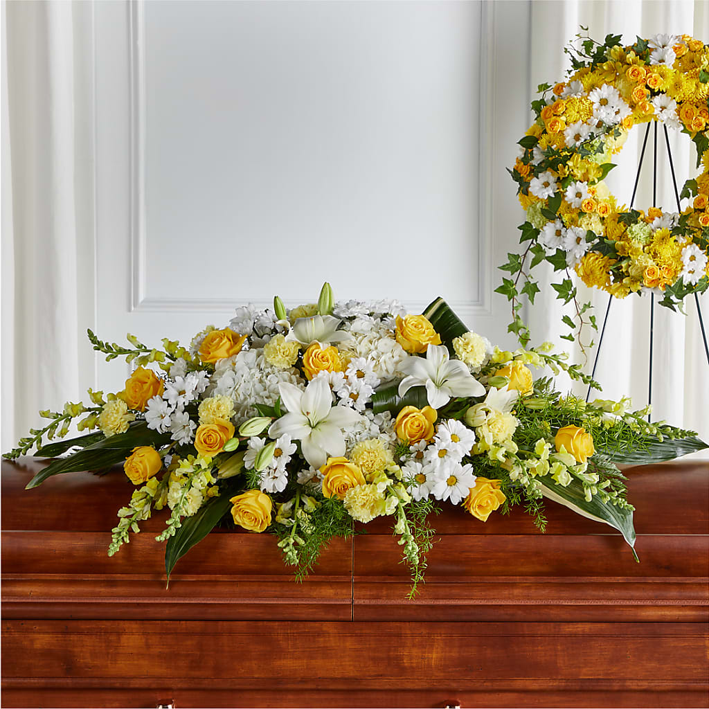 Golden Harmony Casket Spray – Fleuriste Boutique Du Moulin, L'ile-perrot PQ