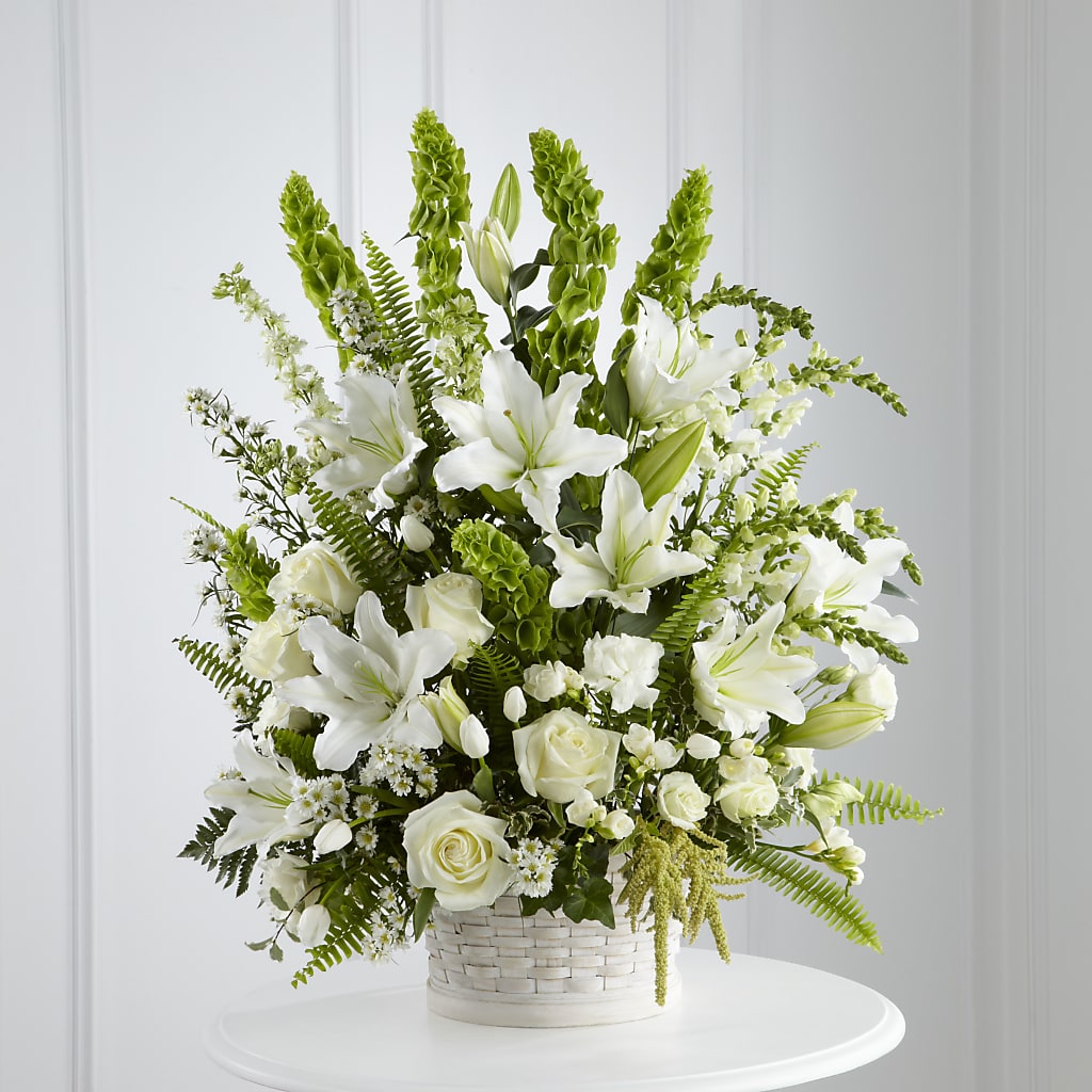 In Our Thoughts Arrangement – Fleuriste Boutique Du Moulin, L'ile-perrot PQ