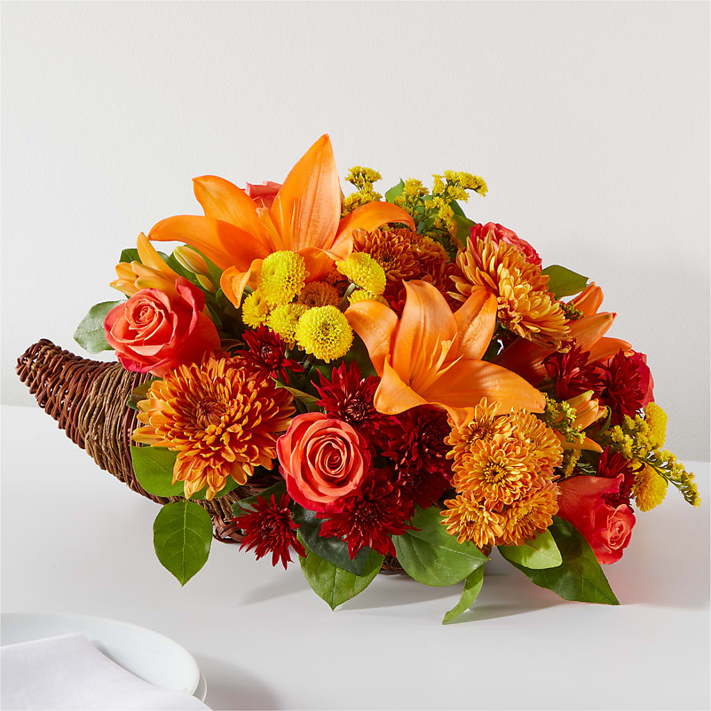 Bouquet of Blessings Cornucopia – Fleuriste Boutique Du Moulin, L'ile-perrot PQ