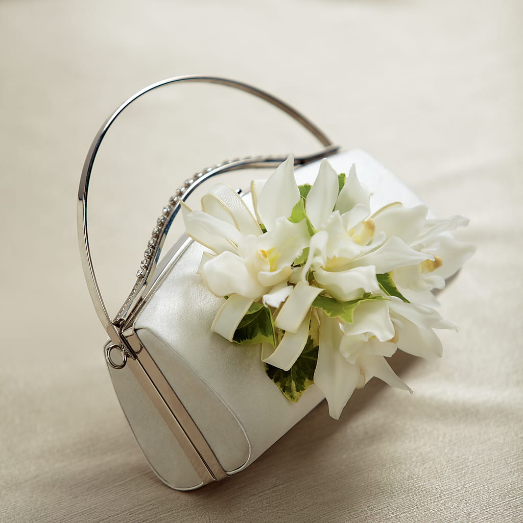 White Purse Decor – Fleuriste Boutique Du Moulin, L'ile-perrot PQ
