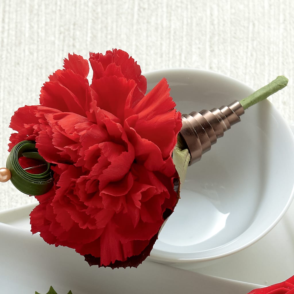 Red Carnation Boutonniere – Fleuriste Boutique Du Moulin, L'ile-perrot PQ