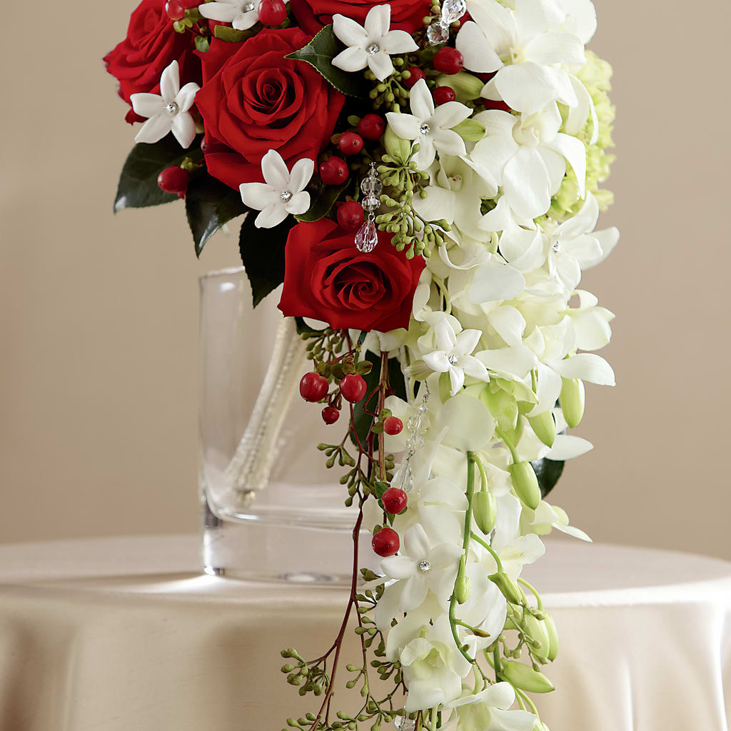 Here Comes the Bride Bouquet – Fleuriste Boutique Du Moulin, L'ile-perrot PQ