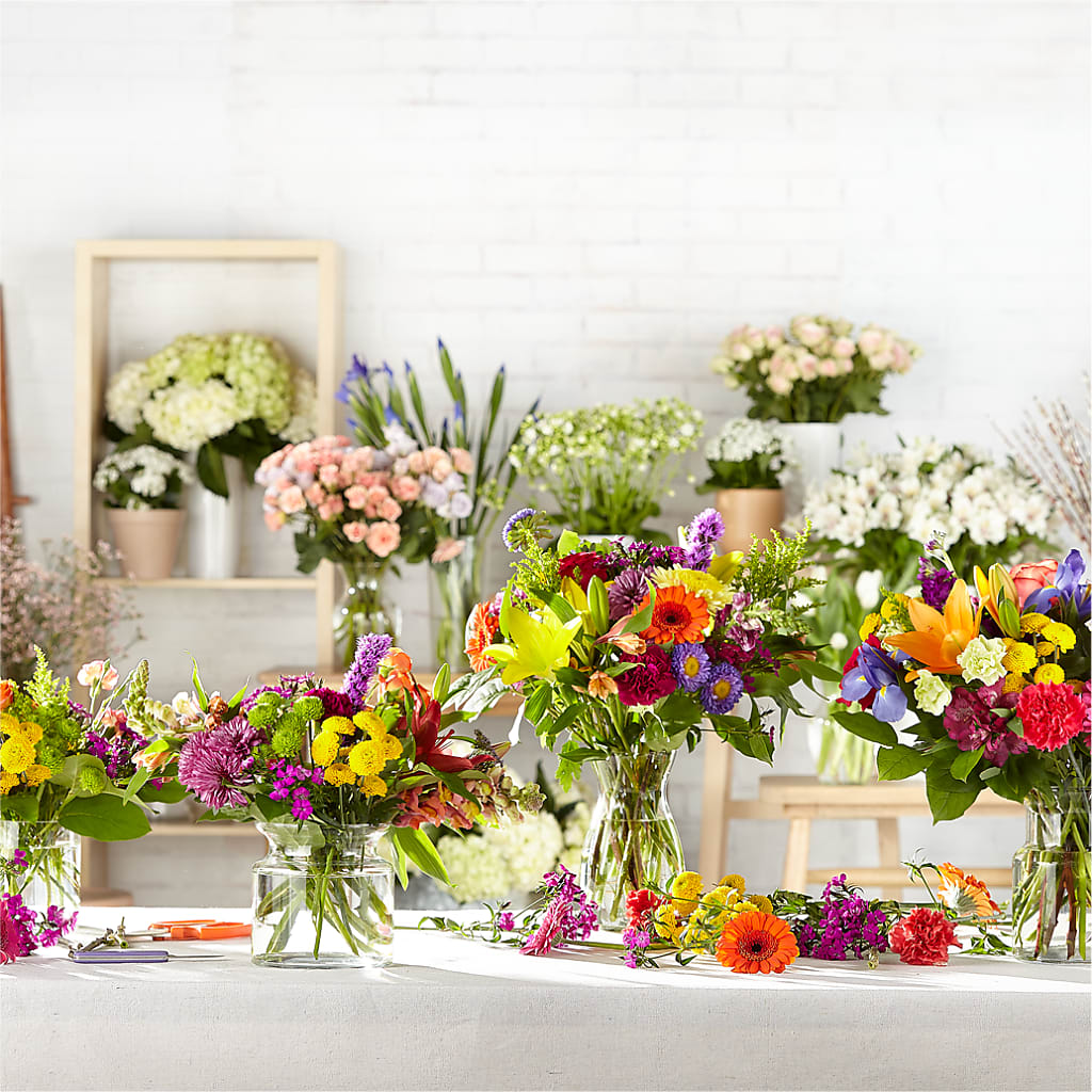 Bold & Bright – A Florist Original –  Fleuriste Boutique Du Moulin, L'ile-perrot PQ