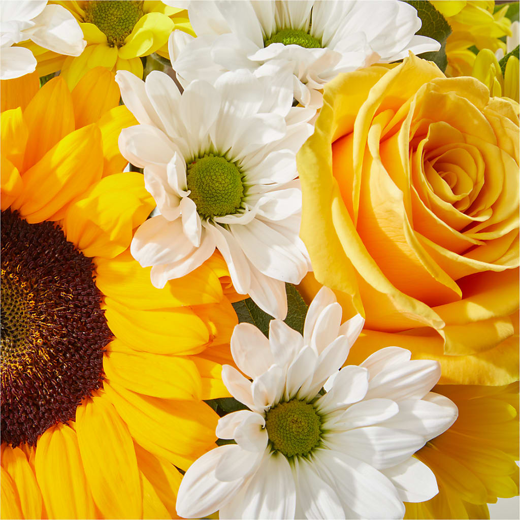 Be Happy Bouquet –  Fleuriste Boutique Du Moulin, L'ile-perrot PQ