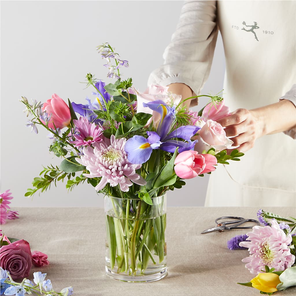 Pastel Tradition - A Florist Original –  Fleuriste Boutique Du Moulin, L'ile-perrot PQ