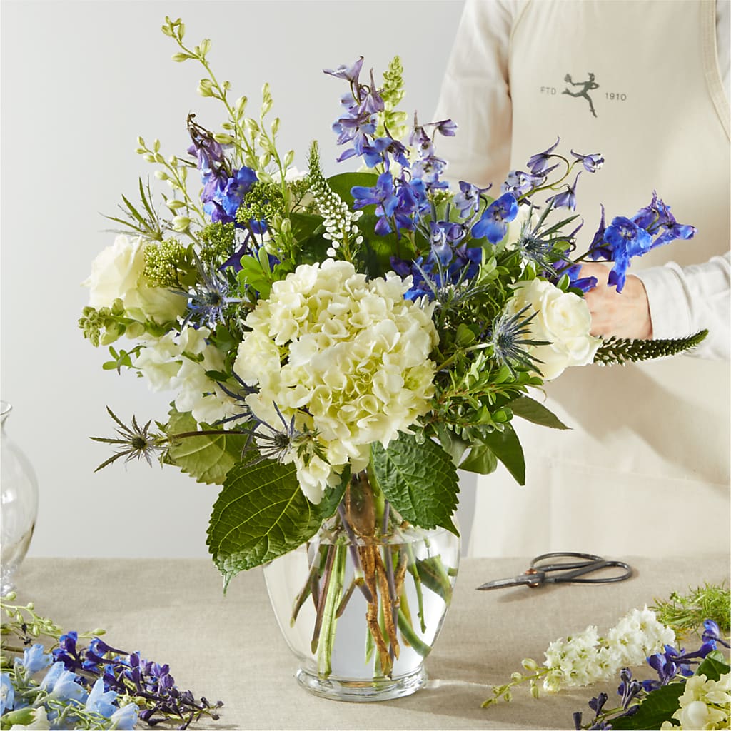 Festival of Lights – A Florist Original –  Fleuriste Boutique Du Moulin, L'ile-perrot PQ