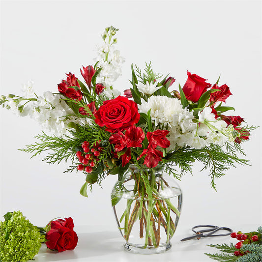 Merry Moment Bouquet – A Florist Original –  Fleuriste Boutique Du Moulin, L'ile-perrot PQ