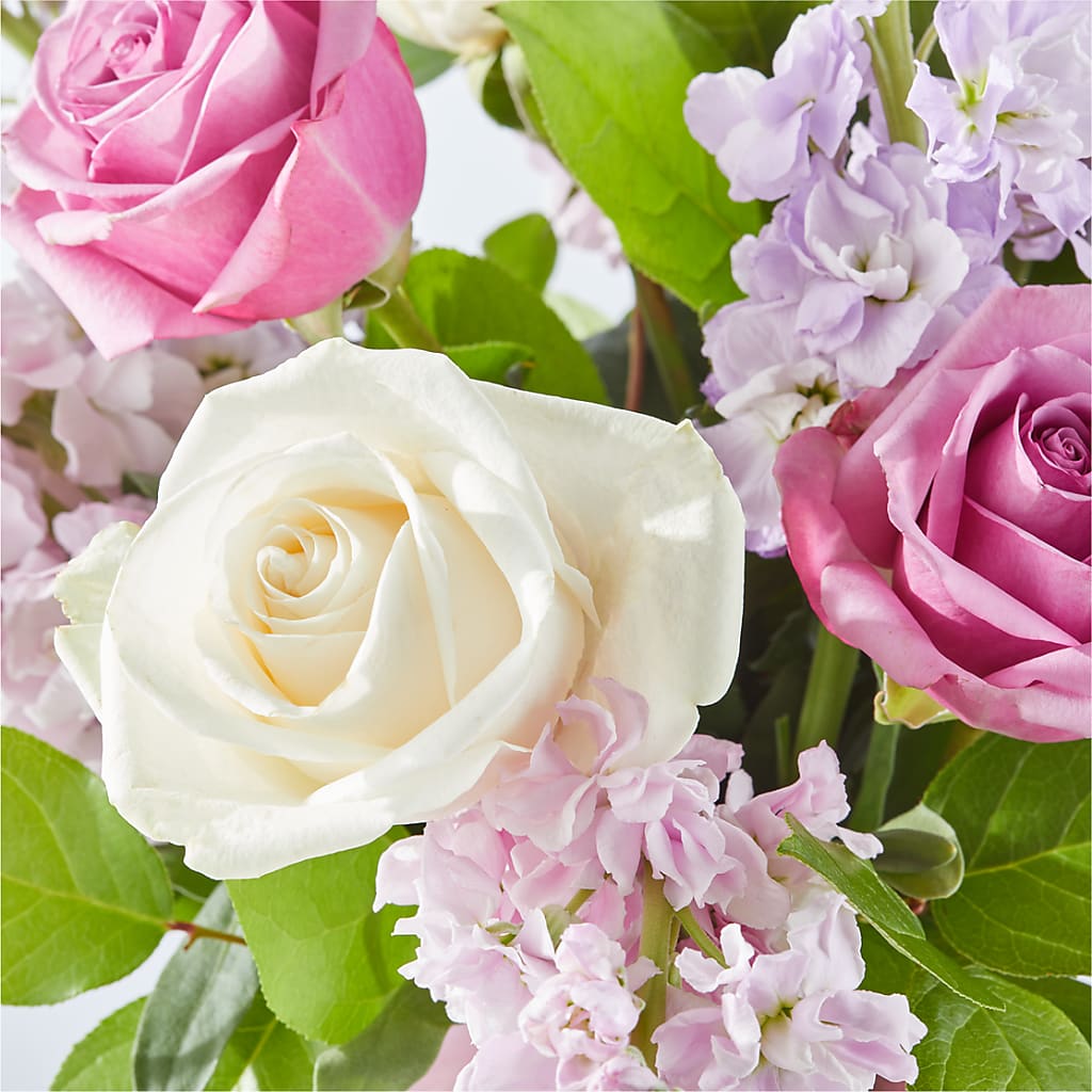 Springtime Spritz Bouquet –  Fleuriste Boutique Du Moulin, L'ile-perrot PQ