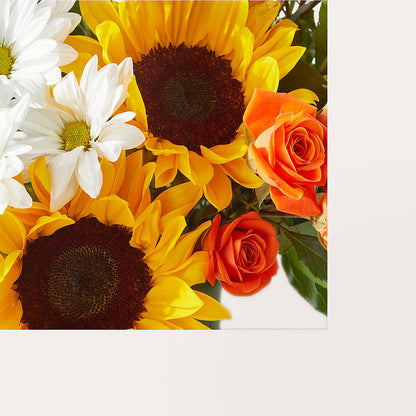 Sun-drenched Blooms Box Bouquet –  Fleuriste Boutique Du Moulin, L'ile-perrot PQ