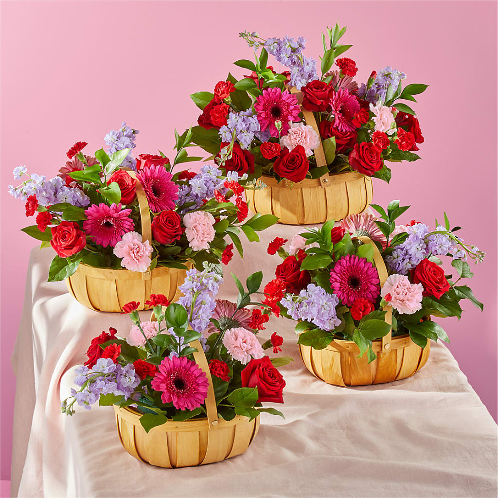 Pink Picnic Basket –  Fleuriste Boutique Du Moulin, L'ile-perrot PQ