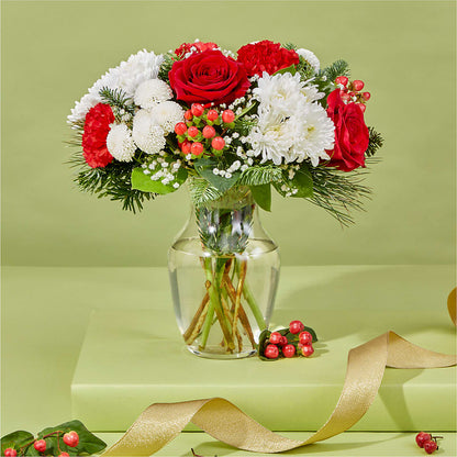 Chance of Flurries Bouquet –  Fleuriste Boutique Du Moulin, L'ile-perrot PQ