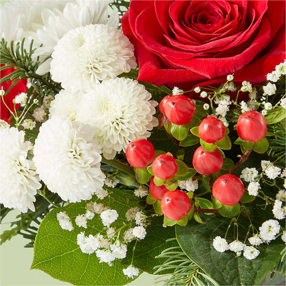 Chance of Flurries Bouquet –  Fleuriste Boutique Du Moulin, L'ile-perrot PQ