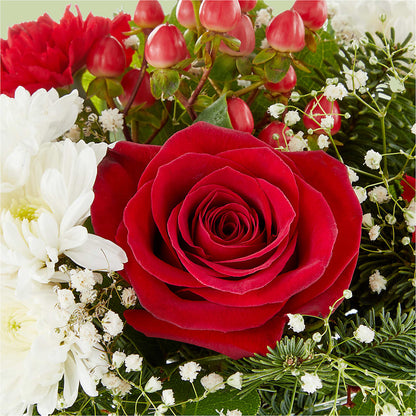 Chance of Flurries Bouquet –  Fleuriste Boutique Du Moulin, L'ile-perrot PQ