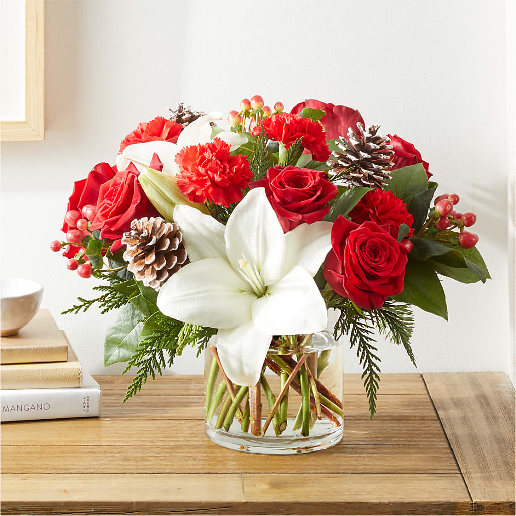 Oh So Jolly Bouquet –  Fleuriste Boutique Du Moulin, L'ile-perrot PQ