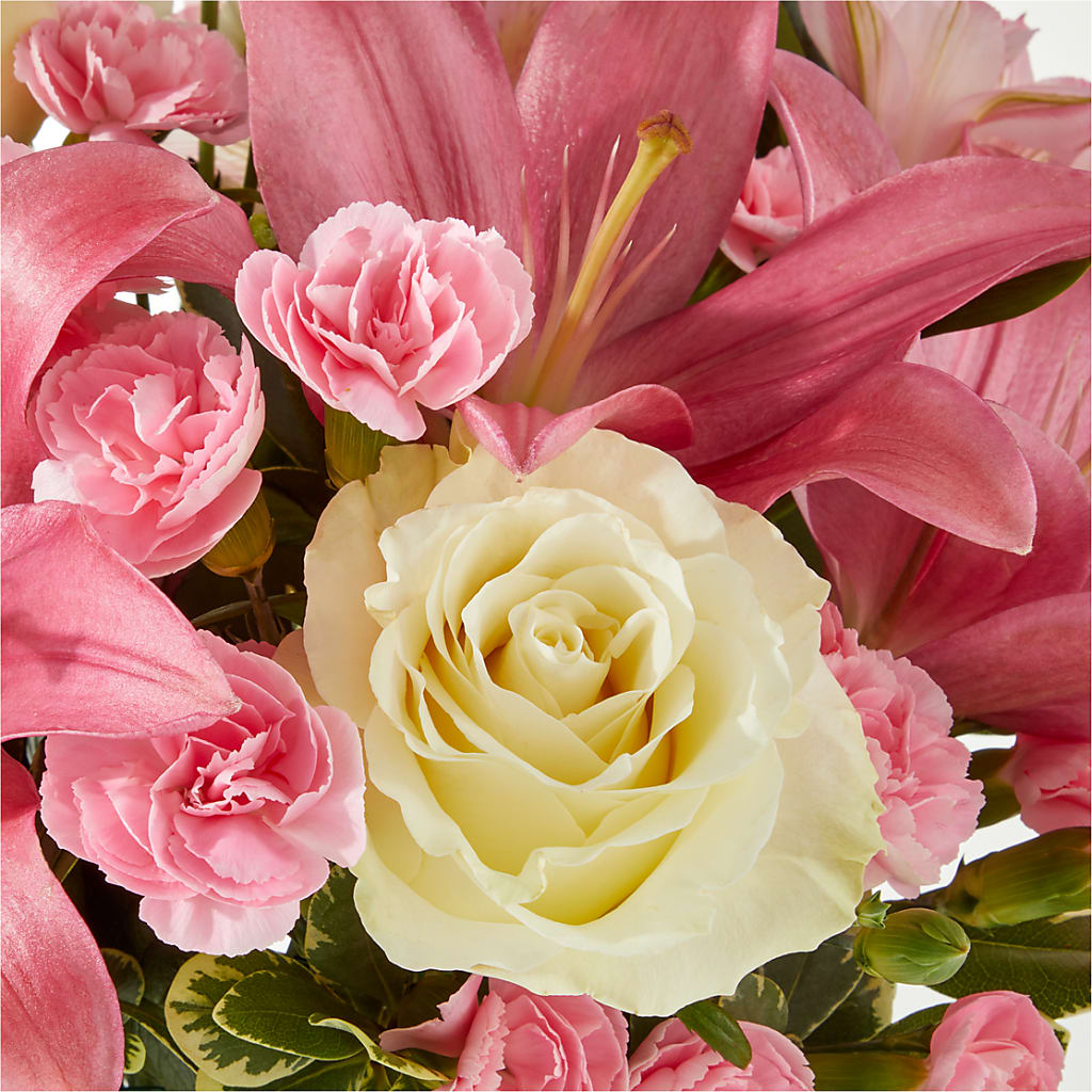 Piece of Cake Bouquet –  Fleuriste Boutique Du Moulin, L'ile-perrot PQ