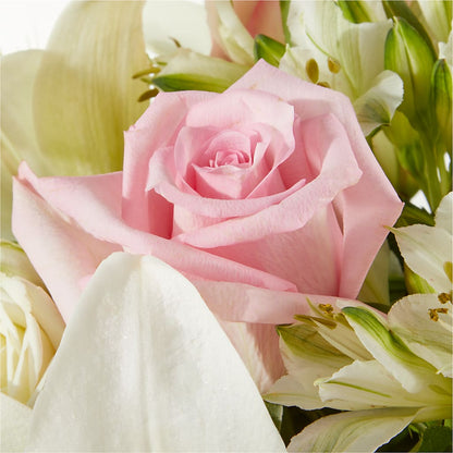 Kindhearted Bouquet –  Fleuriste Boutique Du Moulin, L'ile-perrot PQ