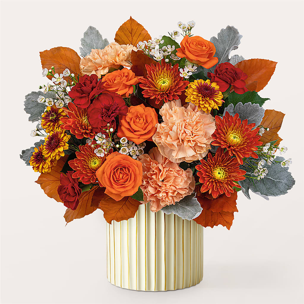 Merlot Bouquet with Ivory Vase –  Fleuriste Boutique Du Moulin, L'ile-perrot PQ