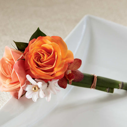 Sunset Dream Boutonniere –  Fleuriste Boutique Du Moulin, L'ile-perrot PQ